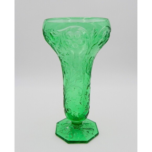 McKee Green Rock Crystal Flower Vaseline Glass Vase Uranium 11 Inch Floral - Picture 1 of 13